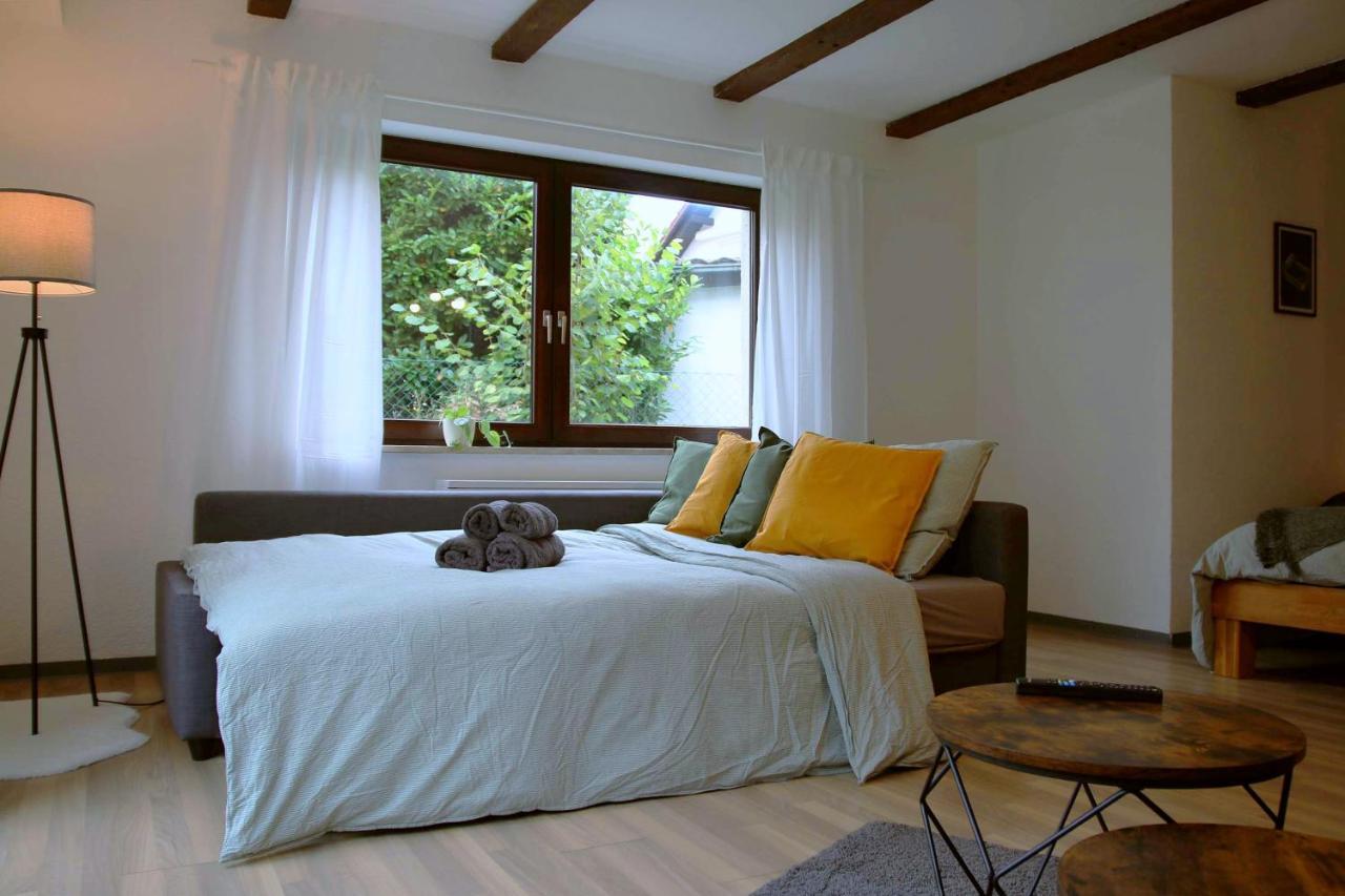 Studio-Apartment Mit Garten, Parkplatz & Kueche 奥芬堡 外观 照片